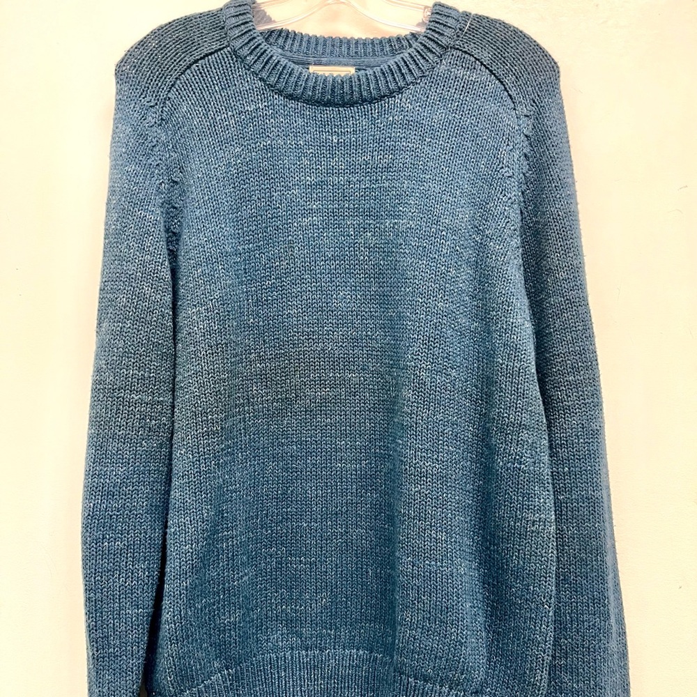 L.L. Bean Men’s Blue knit Cotton Sweater